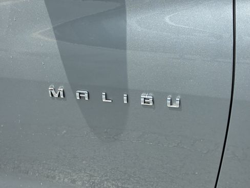 Used 2024 Chevrolet Malibu LT FWD image 7