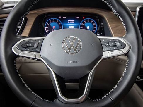 New 2026 Volkswagen Atlas SE FWD image 36