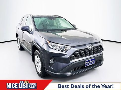 Used 2021 Toyota RAV4 XLE image 1