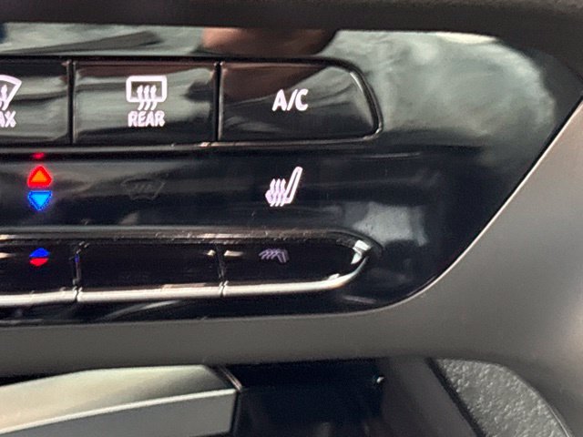 Used 2023 Buick Envision Preferred w/ Sport Touring Package AWD/4WD image 17