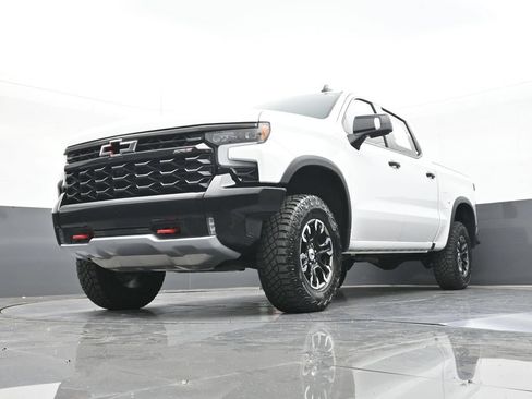 Used 2024 Chevrolet Silverado 1500 ZR2 w/ Technology Package AWD/4WD image 56
