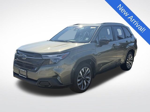 Used 2025 Subaru Forester Touring AWD/4WD image 3