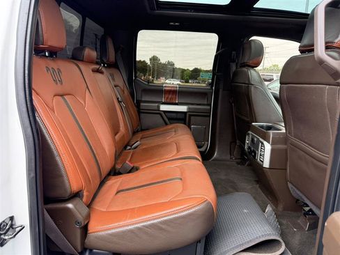 Used 2018 Ford F350 King Ranch w/ King Ranch Ultimate Package AWD/4WD image 17