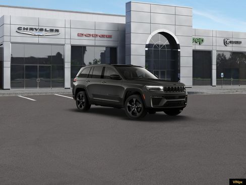 New 2026 Jeep Grand Cherokee Limited w/ Limited Altitude Package AWD/4WD image 11