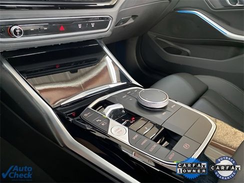 Used 2024 BMW 330e w/ Convenience Package image 42