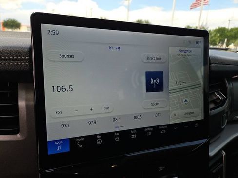 Used 2023 Ford Expedition XLT RWD image 13