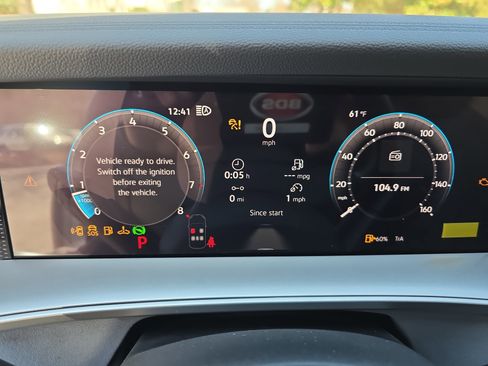 New 2026 Volkswagen Tiguan SE image 19