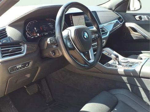 Used 2023 BMW X6 xDrive40i w/ Premium Package AWD/4WD image 8