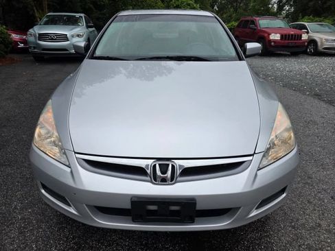 Used 2006 Honda Accord EX image 2