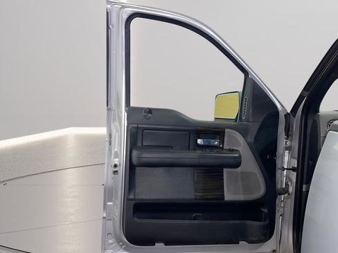 Used 2008 Lincoln Mark LT 4x4 image 9