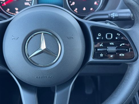 Used 2024 Mercedes-Benz Sprinter 2500 image 21