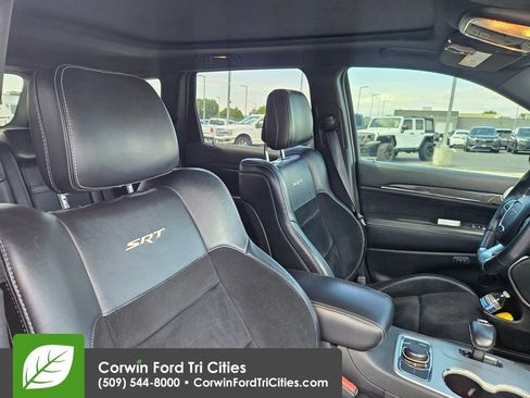 Used 2014 Jeep Grand Cherokee SRT8 w/ Luxury Group II AWD/4WD image 4