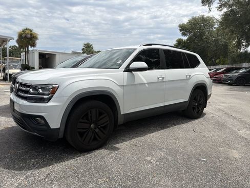 Used 2020 Volkswagen Atlas SE FWD image 1