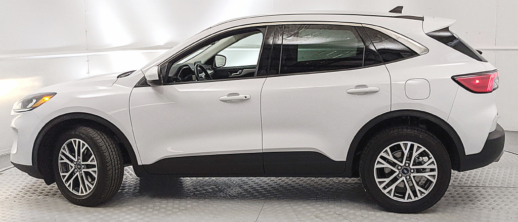 Certified 2022 Ford Escape SEL AWD/4WD image 5