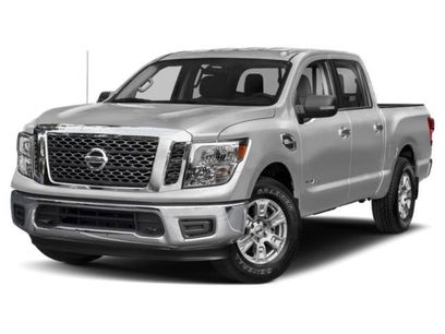 Used 2018 Nissan Titan SV w/ SV Convenience Package
