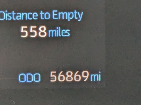 Used 2022 Toyota Sienna XLE image 32