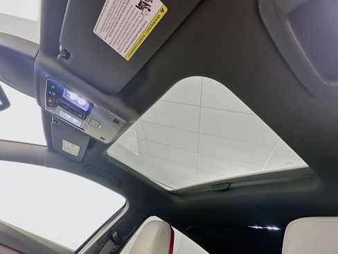 Used 2022 Volkswagen GTI SE image 24