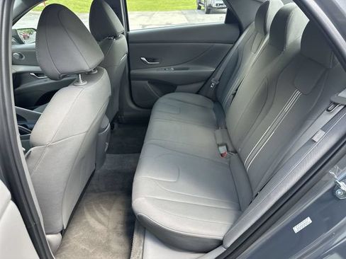 Used 2024 Hyundai Elantra SEL FWD image 25