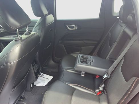 Used 2022 Jeep Compass Limited AWD/4WD image 26