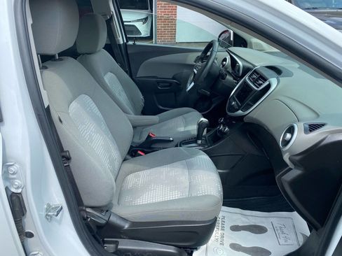 Used 2019 Chevrolet Sonic LT image 11