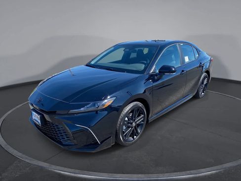 New 2026 Toyota Camry Hybrid AWD/4WD image 1
