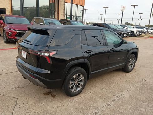 Used 2025 Chevrolet Equinox LT image 5