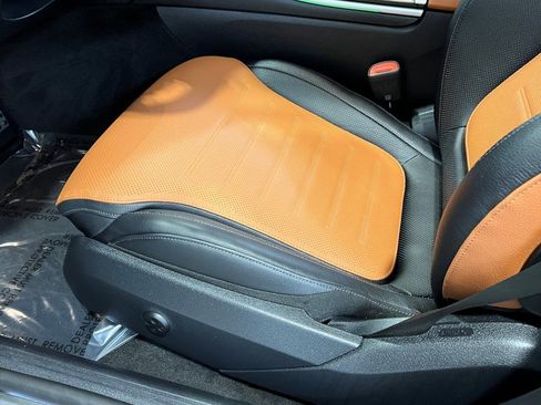 Used 2025 Mercedes-Benz C 43 AMG 4MATIC Sedan image 23