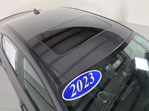 Used 2023 Kia Forte GT-Line w/ GT-Line Premium Package FWD image 13