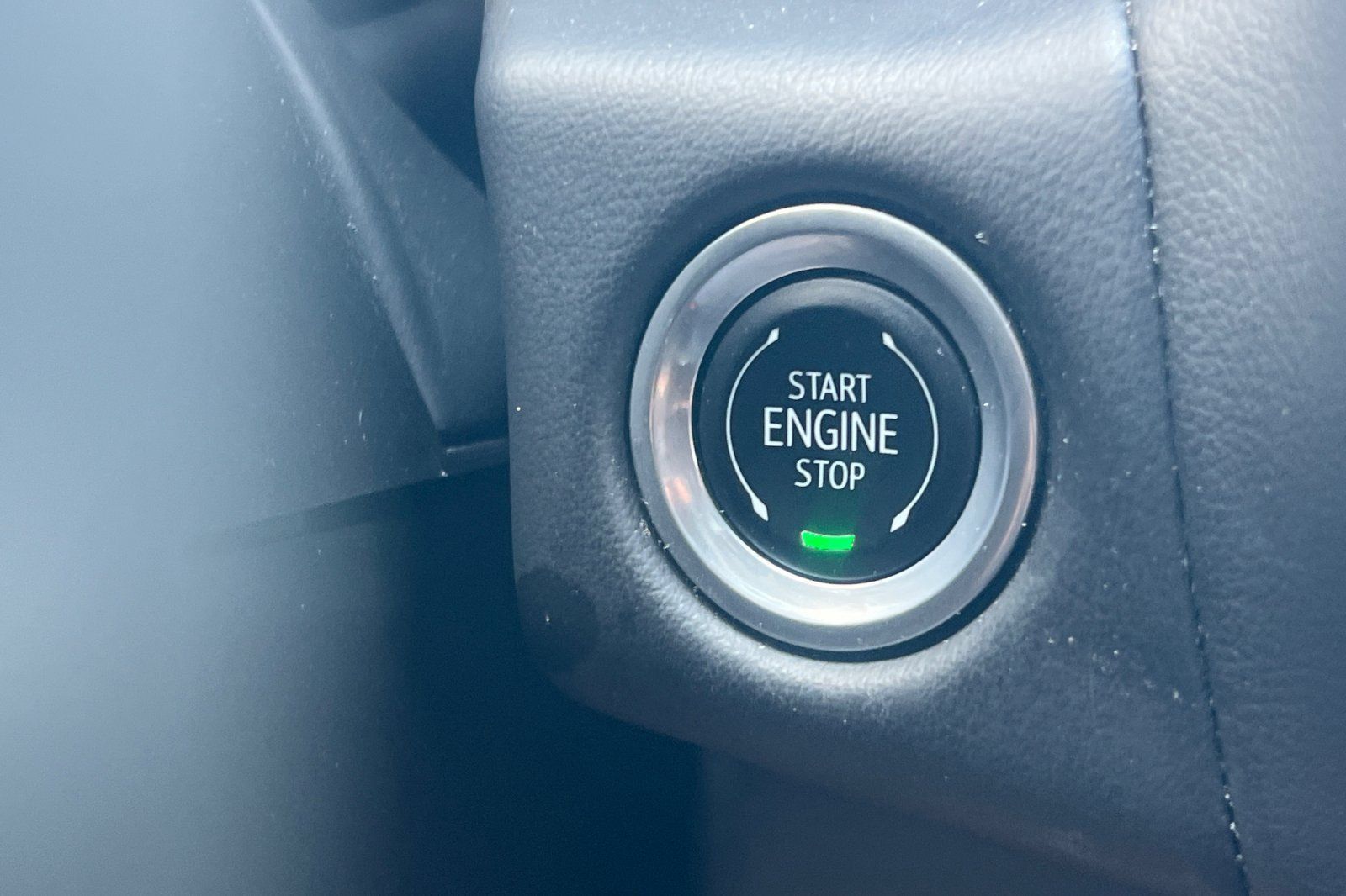 Used 2024 Chevrolet Tahoe LT AWD/4WD image 21