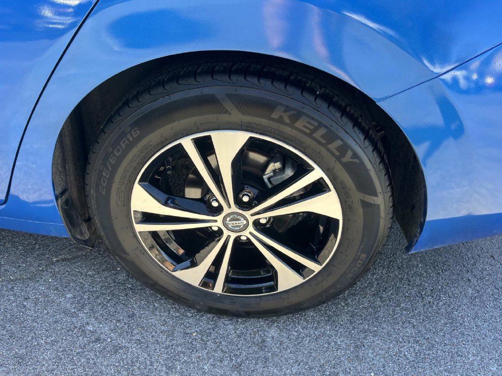 Used 2022 Nissan Sentra SV FWD image 13