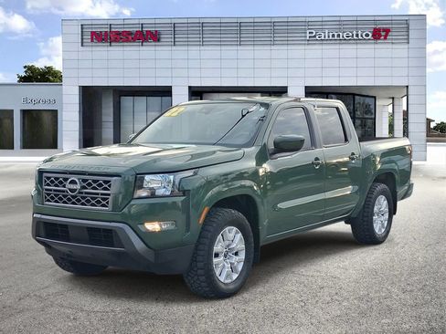 Used 2022 Nissan Frontier SV RWD image 3