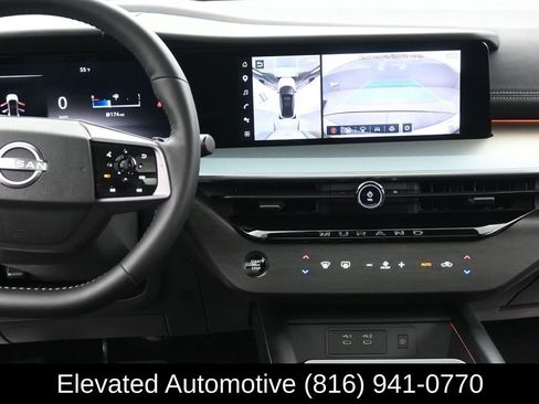 Used 2025 Nissan Murano SL image 14
