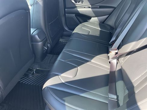 Used 2024 Hyundai Elantra Limited image 22