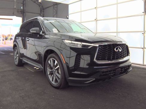 Certified 2023 INFINITI QX60 Luxe image 5