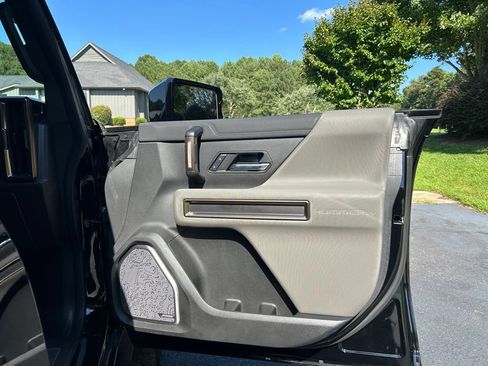 Used 2025 GMC Hummer EV 3X AWD/4WD image 67