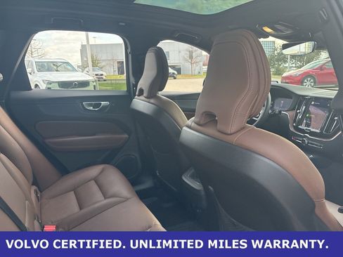 Certified 2024 Volvo XC60 B5 Plus w/ Protection Package Premier image 12