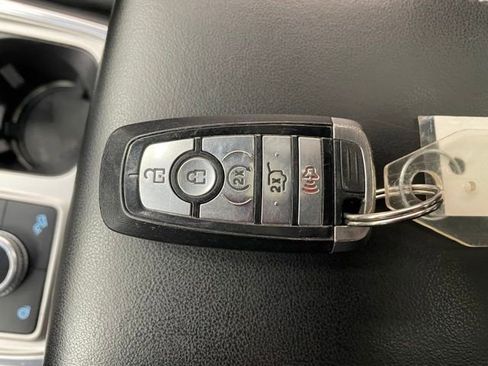 Used 2020 Ford Explorer Limited AWD/4WD image 26