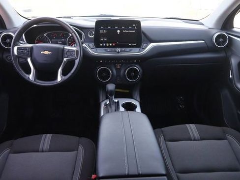 Used 2025 Chevrolet Blazer LT AWD/4WD image 20