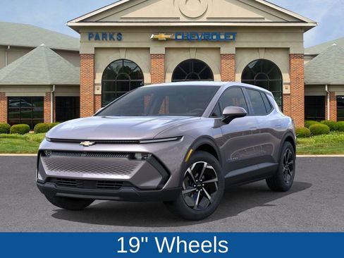 New 2026 Chevrolet Equinox EV LT image 7