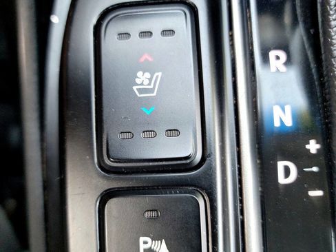 Used 2015 Hyundai Santa Fe Sport 2.0T w/ Option Group 05 image 15