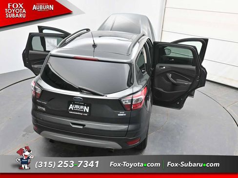 Used 2018 Ford Escape SE image 33