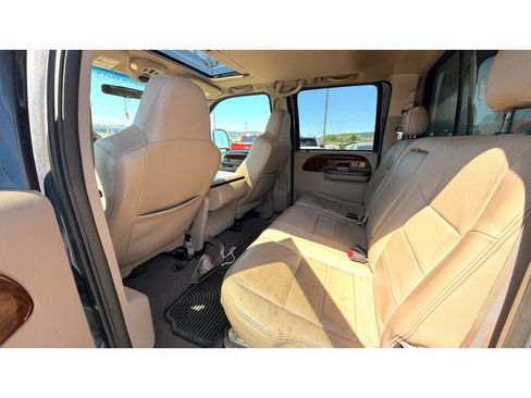 Used 2004 Ford F250 4x4 Crew Cab Super Duty image 17
