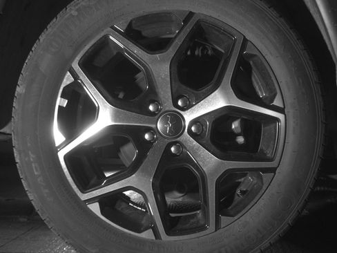 Used 2025 Jeep Compass Limited image 15