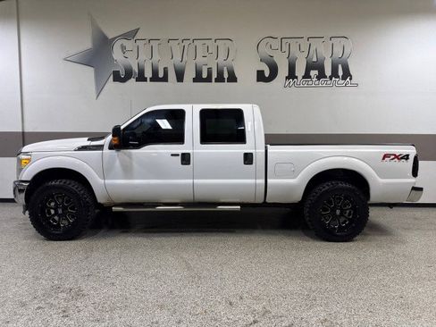 Used 2015 Ford F250 XLT w/ FX4 Off-Road Package image 11