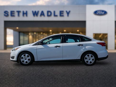 Used 2016 Ford Focus S FWD image 4