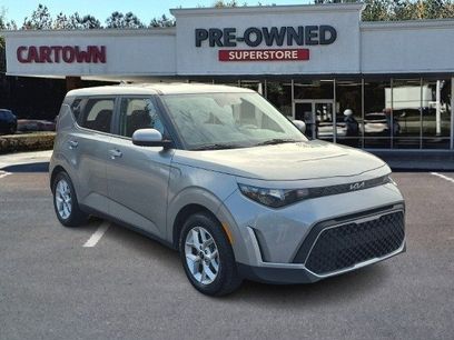 Used 2024 Kia Soul LX w/ Option Group 015