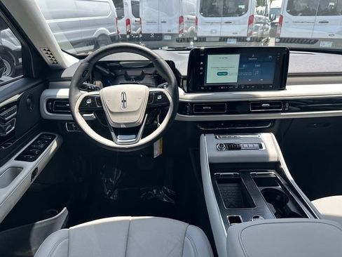 New 2026 Lincoln Aviator Reserve RWD image 23