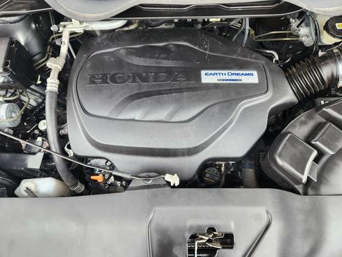 Used 2018 Honda Odyssey Elite image 32