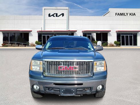 Used 2010 GMC Sierra 1500 SLE AWD/4WD image 2