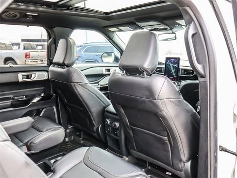 Used 2021 Ford Explorer ST w/ Equipment Group 401A image 24